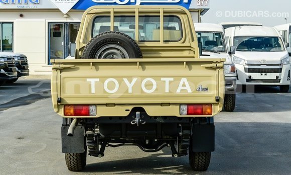 Buy Import Toyota Land Cruiser Beige Car in Import - Dubai in Attapeu Province Buy Import Toyota Land Cruiser Beige Car in Import - Dubai in Attapeu Province