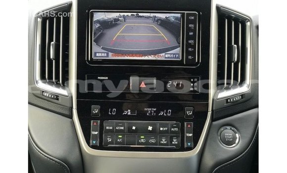 Buy Import Toyota Land Cruiser White Car in Import - Dubai in Attapeu Province Buy Import Toyota Land Cruiser White Car in Import - Dubai in Attapeu Province