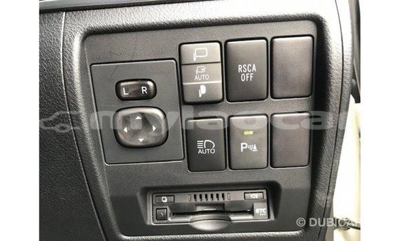 Buy Import Toyota Land Cruiser White Car in Import - Dubai in Attapeu Province Buy Import Toyota Land Cruiser White Car in Import - Dubai in Attapeu Province