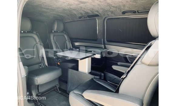 Buy Import Mercedes-Benz Viano Black Car in Import - Dubai in Attapeu Province Buy Import Mercedes-Benz Viano Black Car in Import - Dubai in Attapeu Province