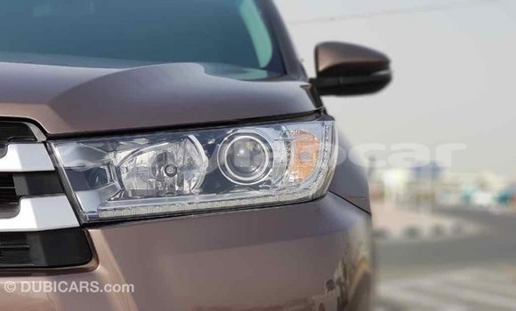 Buy Import Toyota Highlander Brown Car in Import - Dubai in Attapeu Province Buy Import Toyota Highlander Brown Car in Import - Dubai in Attapeu Province