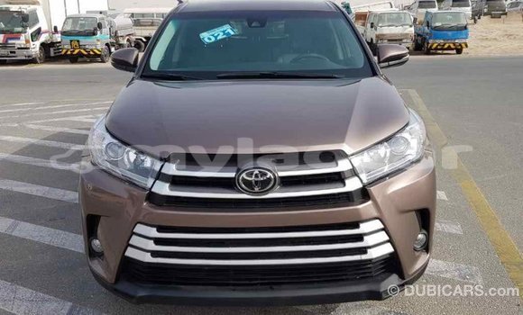 Buy Import Toyota Highlander Brown Car in Import - Dubai in Attapeu Province Buy Import Toyota Highlander Brown Car in Import - Dubai in Attapeu Province