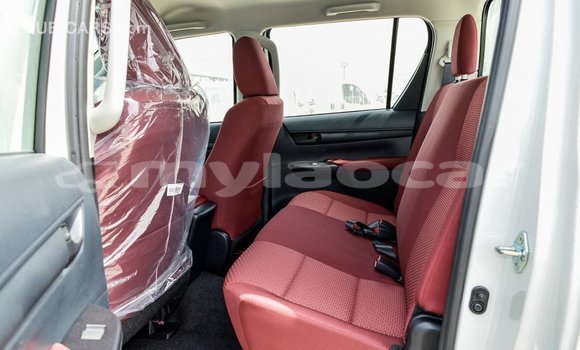 Buy Import Toyota Hilux White Car in Import - Dubai in Attapeu Province Buy Import Toyota Hilux White Car in Import - Dubai in Attapeu Province