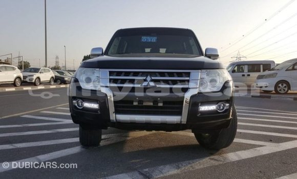 Acheter Import Voiture Mitsubishi Pajero Noir à Import - Dubai, Attapeu Province Acheter Import Voiture Mitsubishi Pajero Noir à Import - Dubai, Attapeu Province