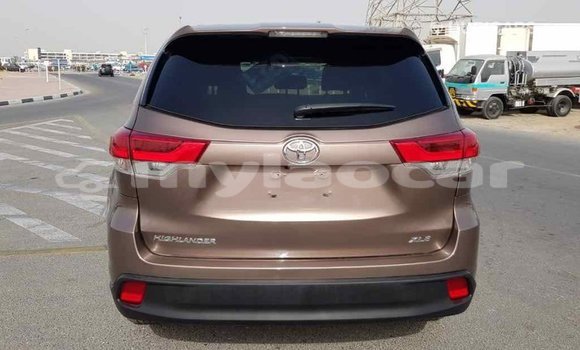 Buy Import Toyota Highlander Brown Car in Import - Dubai in Attapeu Province Buy Import Toyota Highlander Brown Car in Import - Dubai in Attapeu Province