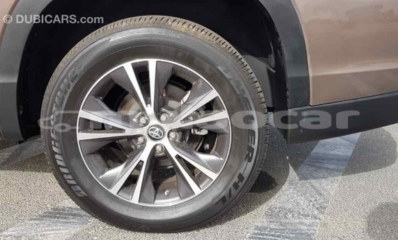 Buy Import Toyota Highlander Brown Car in Import - Dubai in Attapeu Province Buy Import Toyota Highlander Brown Car in Import - Dubai in Attapeu Province
