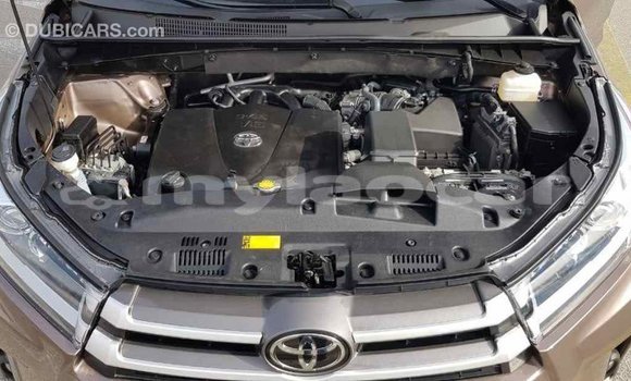 Buy Import Toyota Highlander Brown Car in Import - Dubai in Attapeu Province Buy Import Toyota Highlander Brown Car in Import - Dubai in Attapeu Province