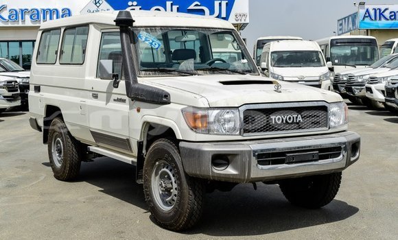 ຊື້ ການ ນຳ ເຂົ້າ Toyota Land Cruiser White ລົດ ໃນ Import - Dubai ໃນ Attapeu Province ຊື້ ການ ນຳ ເຂົ້າ Toyota Land Cruiser White ລົດ ໃນ Import - Dubai ໃນ Attapeu Province