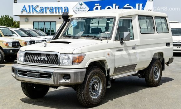 ຊື້ ການ ນຳ ເຂົ້າ Toyota Land Cruiser White ລົດ ໃນ Import - Dubai ໃນ Attapeu Province ຊື້ ການ ນຳ ເຂົ້າ Toyota Land Cruiser White ລົດ ໃນ Import - Dubai ໃນ Attapeu Province
