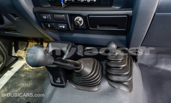 ຊື້ ການ ນຳ ເຂົ້າ Toyota Land Cruiser White ລົດ ໃນ Import - Dubai ໃນ Attapeu Province ຊື້ ການ ນຳ ເຂົ້າ Toyota Land Cruiser White ລົດ ໃນ Import - Dubai ໃນ Attapeu Province