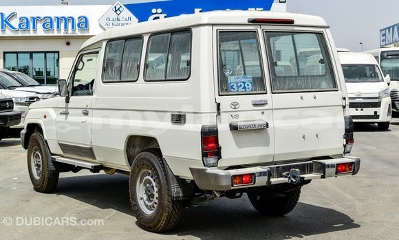 ຊື້ ການ ນຳ ເຂົ້າ Toyota Land Cruiser White ລົດ ໃນ Import - Dubai ໃນ Attapeu Province ຊື້ ການ ນຳ ເຂົ້າ Toyota Land Cruiser White ລົດ ໃນ Import - Dubai ໃນ Attapeu Province