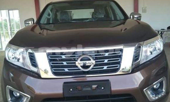 Buy Used Nissan Navara Brown Car in Vientiane in Vientiane Province