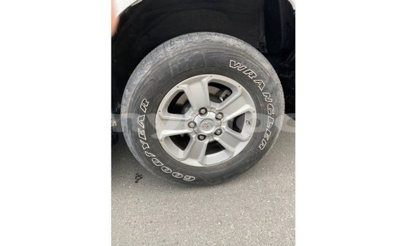 Buy Import Toyota Sequoia White Car in Import - Dubai in Attapeu Province Buy Import Toyota Sequoia White Car in Import - Dubai in Attapeu Province