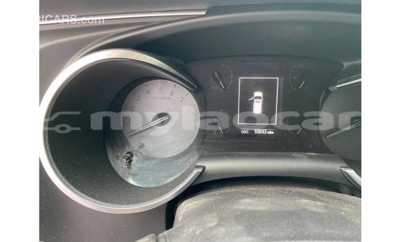 Buy Import Toyota Sequoia White Car in Import - Dubai in Attapeu Province Buy Import Toyota Sequoia White Car in Import - Dubai in Attapeu Province