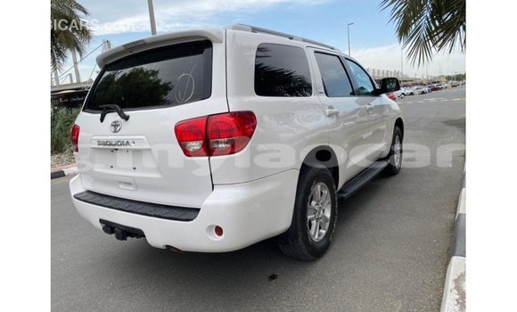 Buy Import Toyota Sequoia White Car in Import - Dubai in Attapeu Province Buy Import Toyota Sequoia White Car in Import - Dubai in Attapeu Province
