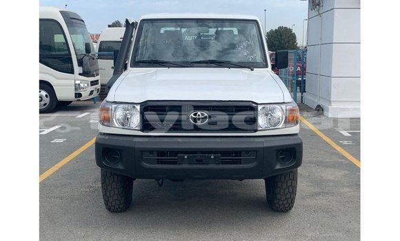 Buy Import Toyota Land Cruiser White Car in Import - Dubai in Attapeu Province Buy Import Toyota Land Cruiser White Car in Import - Dubai in Attapeu Province