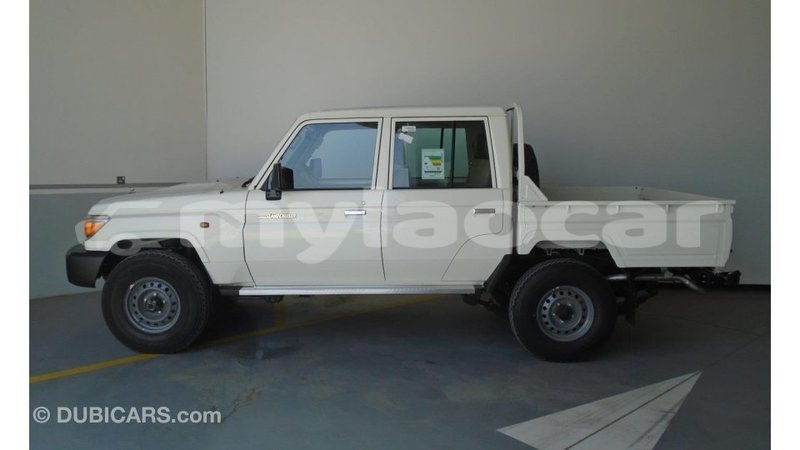 Big with watermark toyota land cruiser attapeu province import dubai 3204