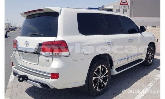 Buy Import Toyota Land Cruiser White Car in Import - Dubai in Attapeu Province Buy Import Toyota Land Cruiser White Car in Import - Dubai in Attapeu Province