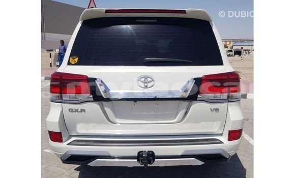 Buy Import Toyota Land Cruiser White Car in Import - Dubai in Attapeu Province Buy Import Toyota Land Cruiser White Car in Import - Dubai in Attapeu Province