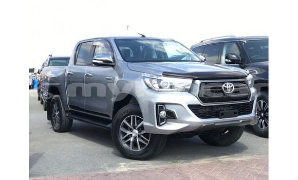 Acheter Import Voiture Toyota Hilux Autre à Import - Dubai, Attapeu Province Acheter Import Voiture Toyota Hilux Autre à Import - Dubai, Attapeu Province
