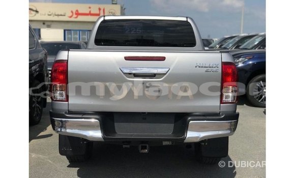 Acheter Import Voiture Toyota Hilux Autre à Import - Dubai, Attapeu Province Acheter Import Voiture Toyota Hilux Autre à Import - Dubai, Attapeu Province