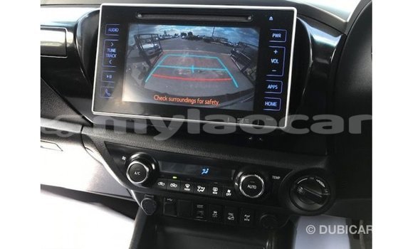 Acheter Import Voiture Toyota Hilux Autre à Import - Dubai, Attapeu Province Acheter Import Voiture Toyota Hilux Autre à Import - Dubai, Attapeu Province