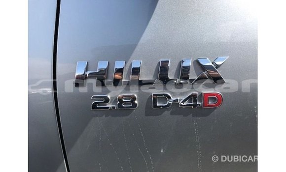 Acheter Import Voiture Toyota Hilux Autre à Import - Dubai, Attapeu Province Acheter Import Voiture Toyota Hilux Autre à Import - Dubai, Attapeu Province