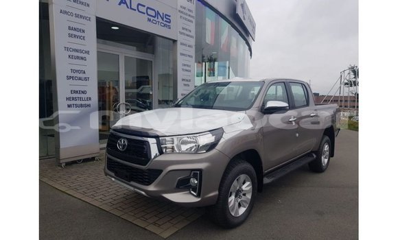 Buy Import Toyota Hilux Other Car in Import - Dubai in Attapeu Province Buy Import Toyota Hilux Other Car in Import - Dubai in Attapeu Province