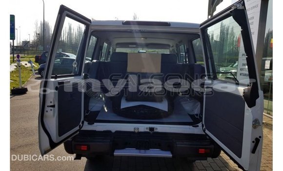 Buy Import Toyota Land Cruiser White Car in Import - Dubai in Attapeu Province Buy Import Toyota Land Cruiser White Car in Import - Dubai in Attapeu Province