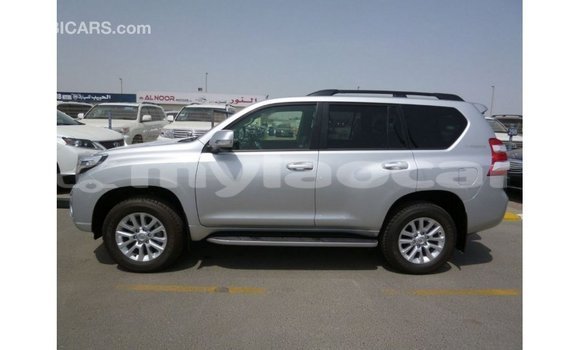 Acheter Import Voiture Toyota Prado Autre à Import - Dubai, Attapeu Province Acheter Import Voiture Toyota Prado Autre à Import - Dubai, Attapeu Province