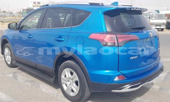 Acheter Import Voiture Toyota RAV4 Bleu à Import - Dubai, Attapeu Province Acheter Import Voiture Toyota RAV4 Bleu à Import - Dubai, Attapeu Province