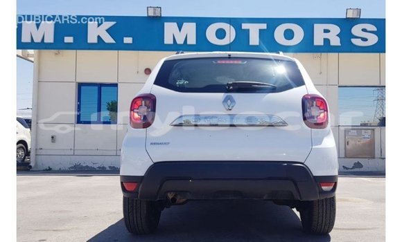 Buy Import Renault Duster White Car in Import - Dubai in Attapeu Province Buy Import Renault Duster White Car in Import - Dubai in Attapeu Province