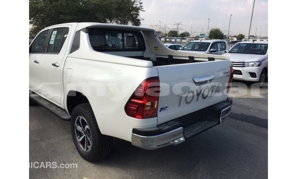 Buy Import Toyota Hilux White Car in Import - Dubai in Attapeu Province Buy Import Toyota Hilux White Car in Import - Dubai in Attapeu Province