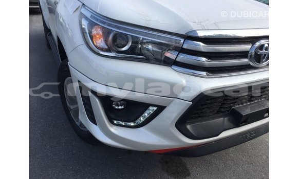 Buy Import Toyota Hilux White Car in Import - Dubai in Attapeu Province Buy Import Toyota Hilux White Car in Import - Dubai in Attapeu Province