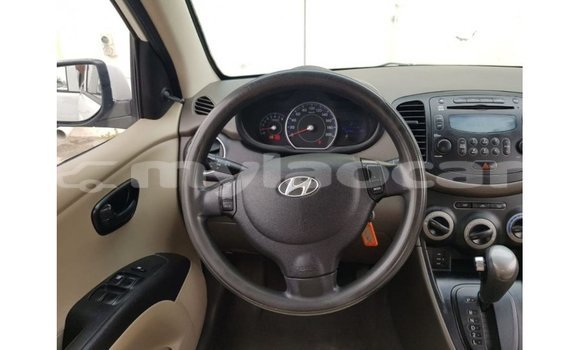 Buy Import Hyundai i10 White Car in Import - Dubai in Attapeu Province Buy Import Hyundai i10 White Car in Import - Dubai in Attapeu Province