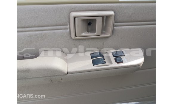 Buy Import Toyota Land Cruiser Beige Car in Import - Dubai in Attapeu Province Buy Import Toyota Land Cruiser Beige Car in Import - Dubai in Attapeu Province