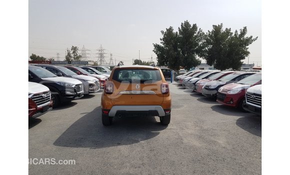 Buy Import Renault Duster Green Car in Import - Dubai in Attapeu Province Buy Import Renault Duster Green Car in Import - Dubai in Attapeu Province