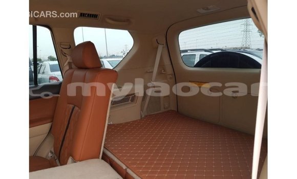 Buy Import Toyota Prado White Car in Import - Dubai in Attapeu Province Buy Import Toyota Prado White Car in Import - Dubai in Attapeu Province