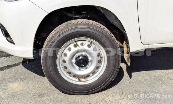 Buy Import Toyota Hilux White Car in Import - Dubai in Attapeu Province Buy Import Toyota Hilux White Car in Import - Dubai in Attapeu Province