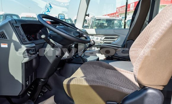 Buy Import Toyota Coaster White Car in Import - Dubai in Attapeu Province Buy Import Toyota Coaster White Car in Import - Dubai in Attapeu Province