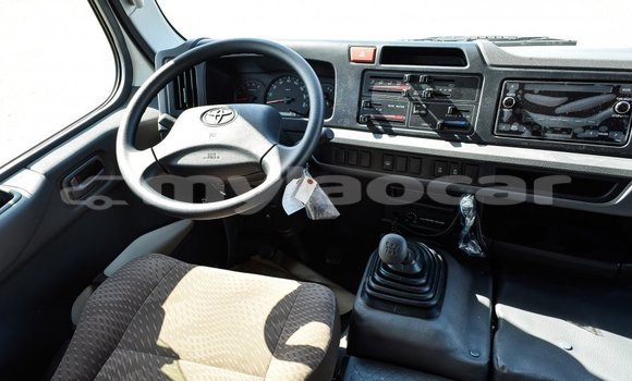 Buy Import Toyota Coaster White Car in Import - Dubai in Attapeu Province Buy Import Toyota Coaster White Car in Import - Dubai in Attapeu Province