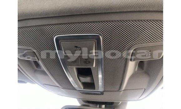 Buy Import Mercedes-Benz 190 (W201) Red Car in Import - Dubai in Attapeu Province Buy Import Mercedes-Benz 190 (W201) Red Car in Import - Dubai in Attapeu Province