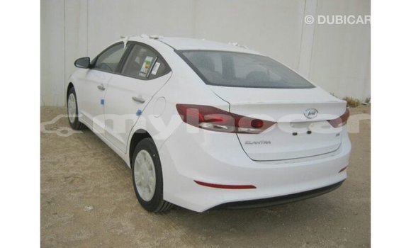 Buy Import Hyundai Elantra White Car in Import - Dubai in Attapeu Province