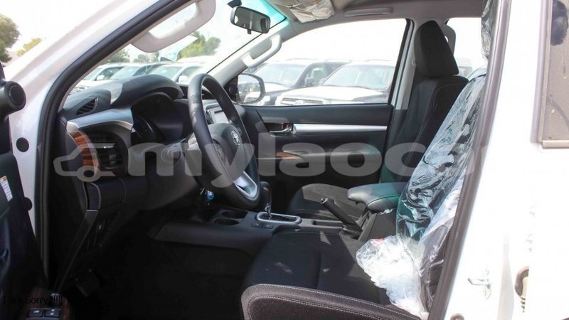 Big with watermark toyota hilux attapeu province import dubai 3276