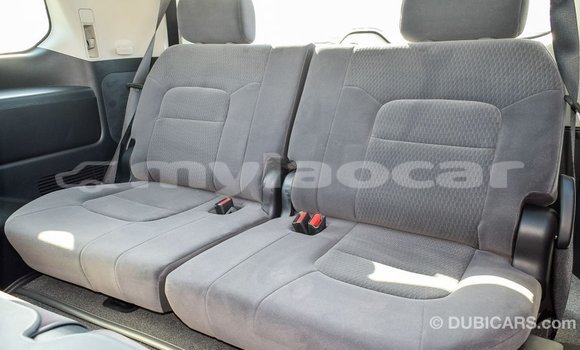 Buy Import Toyota Land Cruiser White Car in Import - Dubai in Attapeu Province Buy Import Toyota Land Cruiser White Car in Import - Dubai in Attapeu Province