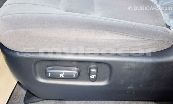 Buy Import Toyota Land Cruiser White Car in Import - Dubai in Attapeu Province Buy Import Toyota Land Cruiser White Car in Import - Dubai in Attapeu Province