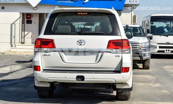 Buy Import Toyota Land Cruiser White Car in Import - Dubai in Attapeu Province Buy Import Toyota Land Cruiser White Car in Import - Dubai in Attapeu Province