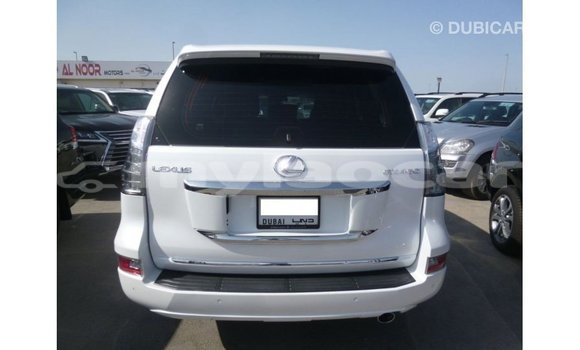 Acheter Import Voiture Lexus GX Blanc à Import - Dubai, Attapeu Province Acheter Import Voiture Lexus GX Blanc à Import - Dubai, Attapeu Province