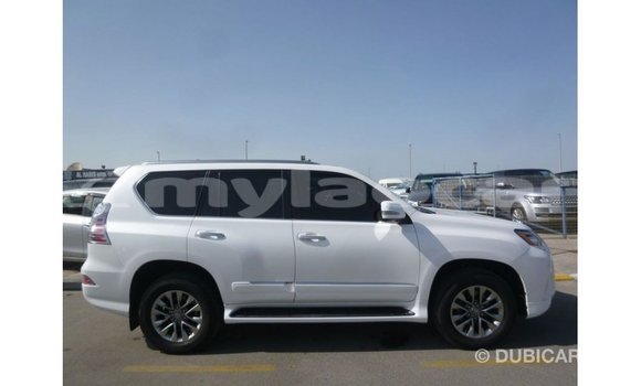 Acheter Import Voiture Lexus GX Blanc à Import - Dubai, Attapeu Province Acheter Import Voiture Lexus GX Blanc à Import - Dubai, Attapeu Province