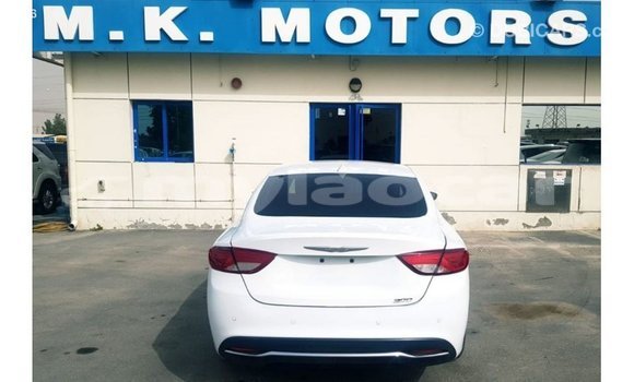 Buy Import Chrysler 200 White Car in Import - Dubai in Attapeu Province Buy Import Chrysler 200 White Car in Import - Dubai in Attapeu Province